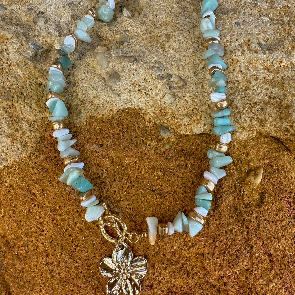 Gold and Blue Beaded Necklace with Floral Pendant